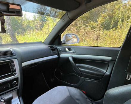 Белый Шкода Октавия, объемом двигателя 1.97 л и пробегом 298 тыс. км за 9999 $, фото 50 на Automoto.ua