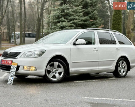 Белый Шкода Октавия, объемом двигателя 1.6 л и пробегом 204 тыс. км за 8999 $, фото 69 на Automoto.ua