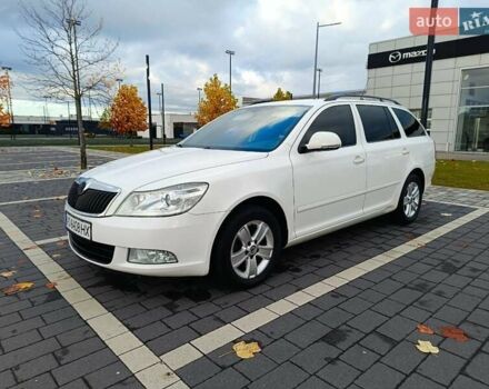 Білий Шкода Октавія, об'ємом двигуна 1.39 л та пробігом 266 тис. км за 7250 $, фото 33 на Automoto.ua