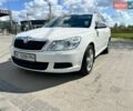 Белый Шкода Октавия, объемом двигателя 1.6 л и пробегом 250 тыс. км за 7000 $, фото 1 на Automoto.ua