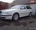 Белый Шкода Октавия, объемом двигателя 1.6 л и пробегом 192 тыс. км за 6500 $, фото 2 на Automoto.ua