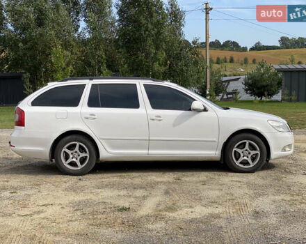 Белый Шкода Октавия, объемом двигателя 1.6 л и пробегом 281 тыс. км за 8600 $, фото 8 на Automoto.ua