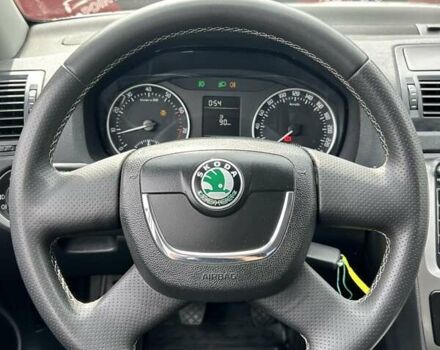 Білий Шкода Октавія, об'ємом двигуна 1.8 л та пробігом 233 тис. км за 8200 $, фото 17 на Automoto.ua