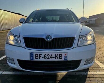 Белый Шкода Октавия, объемом двигателя 1.6 л и пробегом 227 тыс. км за 9400 $, фото 49 на Automoto.ua