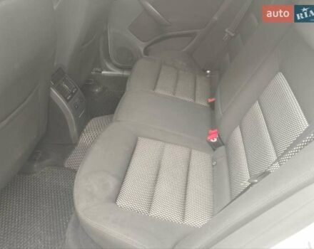 Білий Шкода Октавія, об'ємом двигуна 1.8 л та пробігом 251 тис. км за 10000 $, фото 24 на Automoto.ua