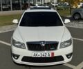 Белый Шкода Октавия, объемом двигателя 2 л и пробегом 311 тыс. км за 10999 $, фото 1 на Automoto.ua