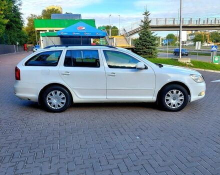 Білий Шкода Октавія, об'ємом двигуна 1.6 л та пробігом 290 тис. км за 6500 $, фото 5 на Automoto.ua