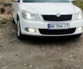 Белый Шкода Октавия, объемом двигателя 1.2 л и пробегом 175 тыс. км за 7000 $, фото 2 на Automoto.ua