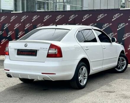 Білий Шкода Октавія, об'ємом двигуна 1.8 л та пробігом 233 тис. км за 8200 $, фото 7 на Automoto.ua