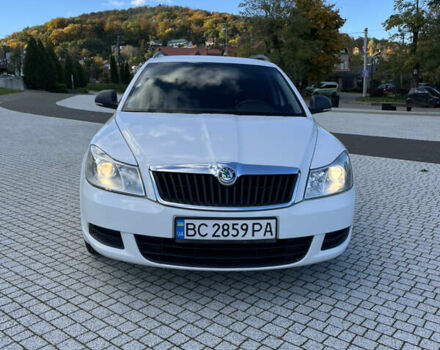 Білий Шкода Октавія, об'ємом двигуна 1.9 л та пробігом 254 тис. км за 6900 $, фото 2 на Automoto.ua