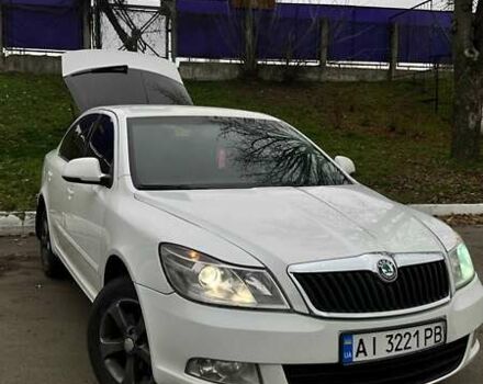 Білий Шкода Октавія, об'ємом двигуна 1.8 л та пробігом 290 тис. км за 7000 $, фото 3 на Automoto.ua
