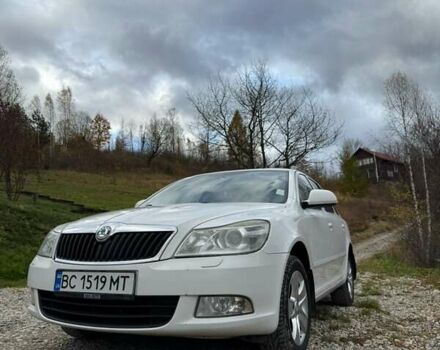 Шкода Октавия 2010 в Стрые на Automoto.ua Белый Шкода Октавия, объемом двигателя 1.6 л и пробегом 295 тыс. км за 8200 $, фото 1 на Automoto.ua