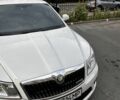 Білий Шкода Октавія, об'ємом двигуна 2 л та пробігом 193 тис. км за 10051 $, фото 8 на Automoto.ua