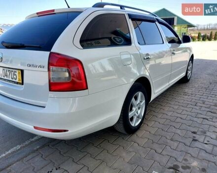 Белый Шкода Октавия, объемом двигателя 1.6 л и пробегом 289 тыс. км за 6800 $, фото 19 на Automoto.ua