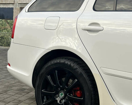 Белый Шкода Октавия, объемом двигателя 1.97 л и пробегом 298 тыс. км за 9999 $, фото 24 на Automoto.ua