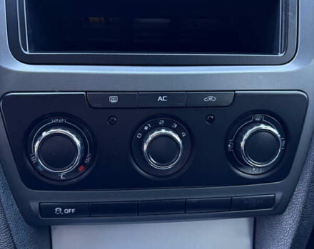 Белый Шкода Октавия, объемом двигателя 1.8 л и пробегом 204 тыс. км за 6299 $, фото 14 на Automoto.ua