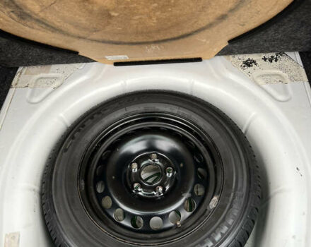 Белый Шкода Октавия, объемом двигателя 1.6 л и пробегом 420 тыс. км за 5999 $, фото 18 на Automoto.ua