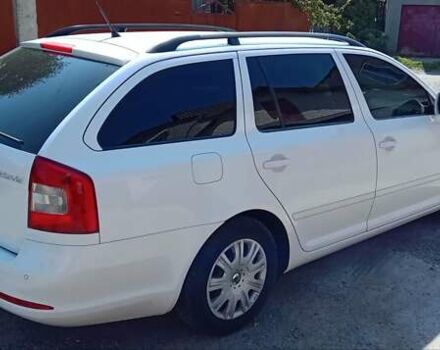 Білий Шкода Октавія, об'ємом двигуна 1.2 л та пробігом 260 тис. км за 6900 $, фото 1 на Automoto.ua
