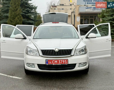 Белый Шкода Октавия, объемом двигателя 1.6 л и пробегом 204 тыс. км за 8999 $, фото 61 на Automoto.ua