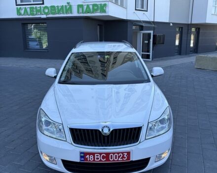 Білий Шкода Октавія, об'ємом двигуна 1.8 л та пробігом 204 тис. км за 6499 $, фото 1 на Automoto.ua