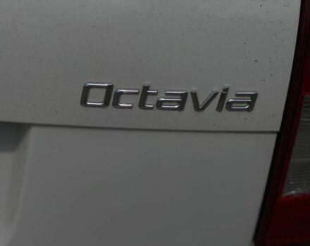 Белый Шкода Октавия, объемом двигателя 1.6 л и пробегом 270 тыс. км за 7200 $, фото 11 на Automoto.ua