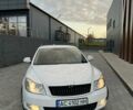 Белый Шкода Октавия, объемом двигателя 1.8 л и пробегом 267 тыс. км за 8250 $, фото 1 на Automoto.ua