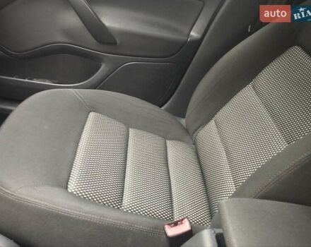 Білий Шкода Октавія, об'ємом двигуна 1.8 л та пробігом 251 тис. км за 10000 $, фото 17 на Automoto.ua