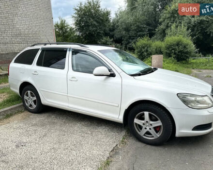 Белый Шкода Октавия, объемом двигателя 1.6 л и пробегом 393 тыс. км за 8200 $, фото 9 на Automoto.ua