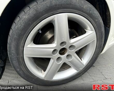 Белый Шкода Октавия, объемом двигателя 1.6 л и пробегом 320 тыс. км за 6200 $, фото 6 на Automoto.ua