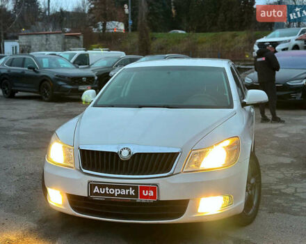 Білий Шкода Октавія, об'ємом двигуна 1.8 л та пробігом 316 тис. км за 7290 $, фото 1 на Automoto.ua