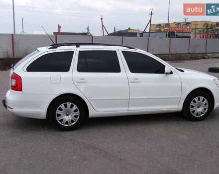 Белый Шкода Октавия, объемом двигателя 1.2 л и пробегом 260 тыс. км за 7700 $, фото 6 на Automoto.ua