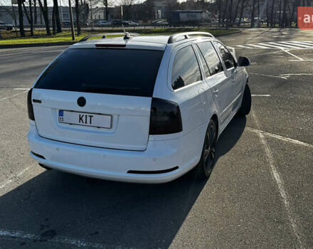 Белый Шкода Октавия, объемом двигателя 1.9 л и пробегом 360 тыс. км за 11000 $, фото 2 на Automoto.ua