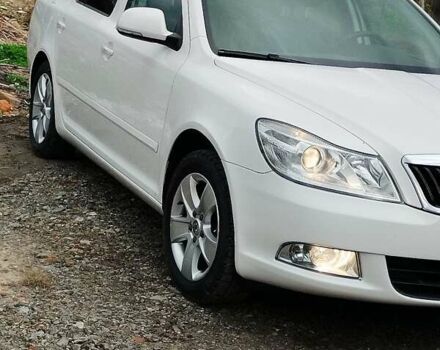 Белый Шкода Октавия, объемом двигателя 1.2 л и пробегом 175 тыс. км за 7000 $, фото 3 на Automoto.ua