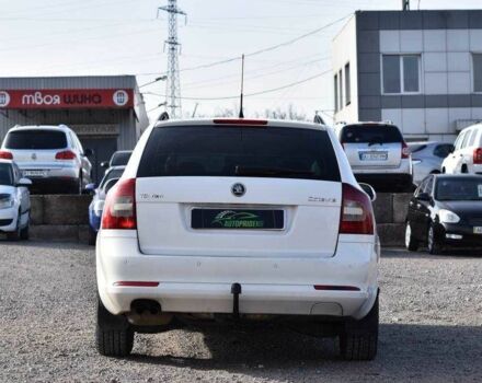 Білий Шкода Октавія, об'ємом двигуна 1.6 л та пробігом 259 тис. км за 7200 $, фото 2 на Automoto.ua