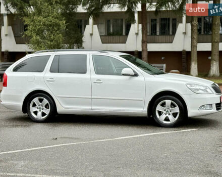 Белый Шкода Октавия, объемом двигателя 1.6 л и пробегом 204 тыс. км за 8999 $, фото 10 на Automoto.ua