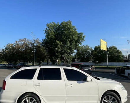 Белый Шкода Октавия, объемом двигателя 1.6 л и пробегом 291 тыс. км за 8200 $, фото 5 на Automoto.ua