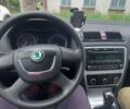 Белый Шкода Октавия, объемом двигателя 1.6 л и пробегом 302 тыс. км за 8200 $, фото 1 на Automoto.ua