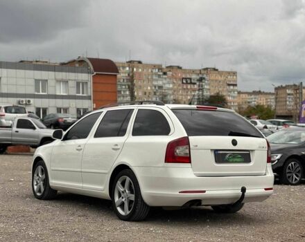 Шкода Октавия 2010 в Кривом Роге на Automoto.ua Белый Шкода Октавия, объемом двигателя 1.8 л и пробегом 322 тыс. км за 6999 $, фото 5 на Automoto.ua