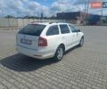 Белый Шкода Октавия, объемом двигателя 1.6 л и пробегом 405 тыс. км за 6350 $, фото 9 на Automoto.ua