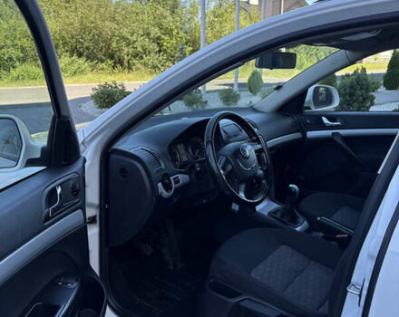 Білий Шкода Октавія, об'ємом двигуна 1.8 л та пробігом 203 тис. км за 6990 $, фото 19 на Automoto.ua