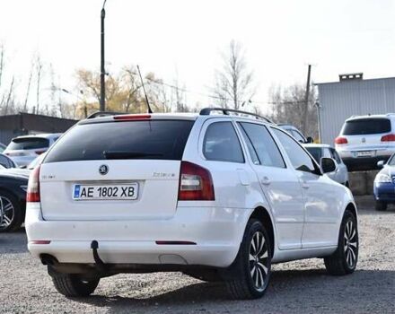 Білий Шкода Октавія, об'ємом двигуна 1.6 л та пробігом 259 тис. км за 7200 $, фото 1 на Automoto.ua