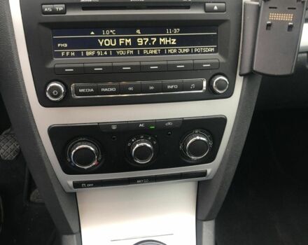 Белый Шкода Октавия, объемом двигателя 1.6 л и пробегом 236 тыс. км за 7350 $, фото 7 на Automoto.ua