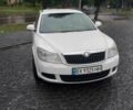 Шкода Октавия 2010 в Хмельницком на Automoto.ua Белый Шкода Октавия, объемом двигателя 1.6 л и пробегом 367 тыс. км за 6600 $, фото 1 на Automoto.ua