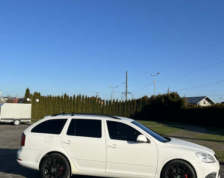 Белый Шкода Октавия, объемом двигателя 1.97 л и пробегом 298 тыс. км за 9999 $, фото 9 на Automoto.ua