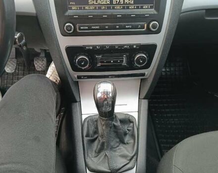 Білий Шкода Октавія, об'ємом двигуна 1.39 л та пробігом 266 тис. км за 7000 $, фото 35 на Automoto.ua