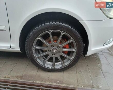 Белый Шкода Октавия, объемом двигателя 1.6 л и пробегом 313 тыс. км за 8700 $, фото 21 на Automoto.ua
