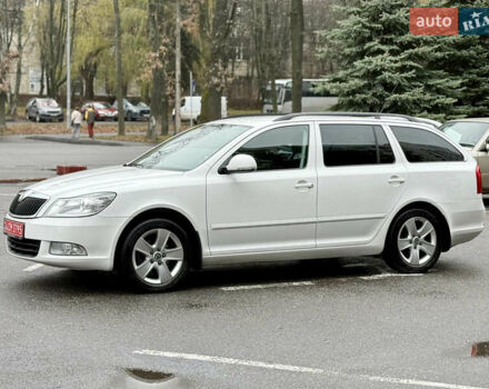 Белый Шкода Октавия, объемом двигателя 1.6 л и пробегом 204 тыс. км за 8999 $, фото 18 на Automoto.ua