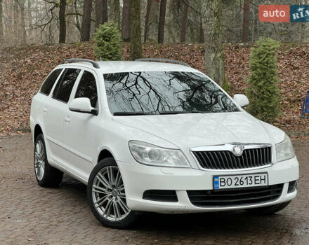 Белый Шкода Октавия, объемом двигателя 1.6 л и пробегом 309 тыс. км за 7499 $, фото 12 на Automoto.ua