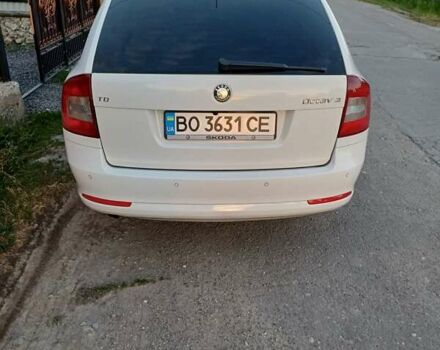 Белый Шкода Октавия, объемом двигателя 1.6 л и пробегом 313 тыс. км за 8700 $, фото 4 на Automoto.ua