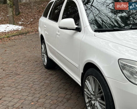 Белый Шкода Октавия, объемом двигателя 1.6 л и пробегом 309 тыс. км за 7499 $, фото 22 на Automoto.ua